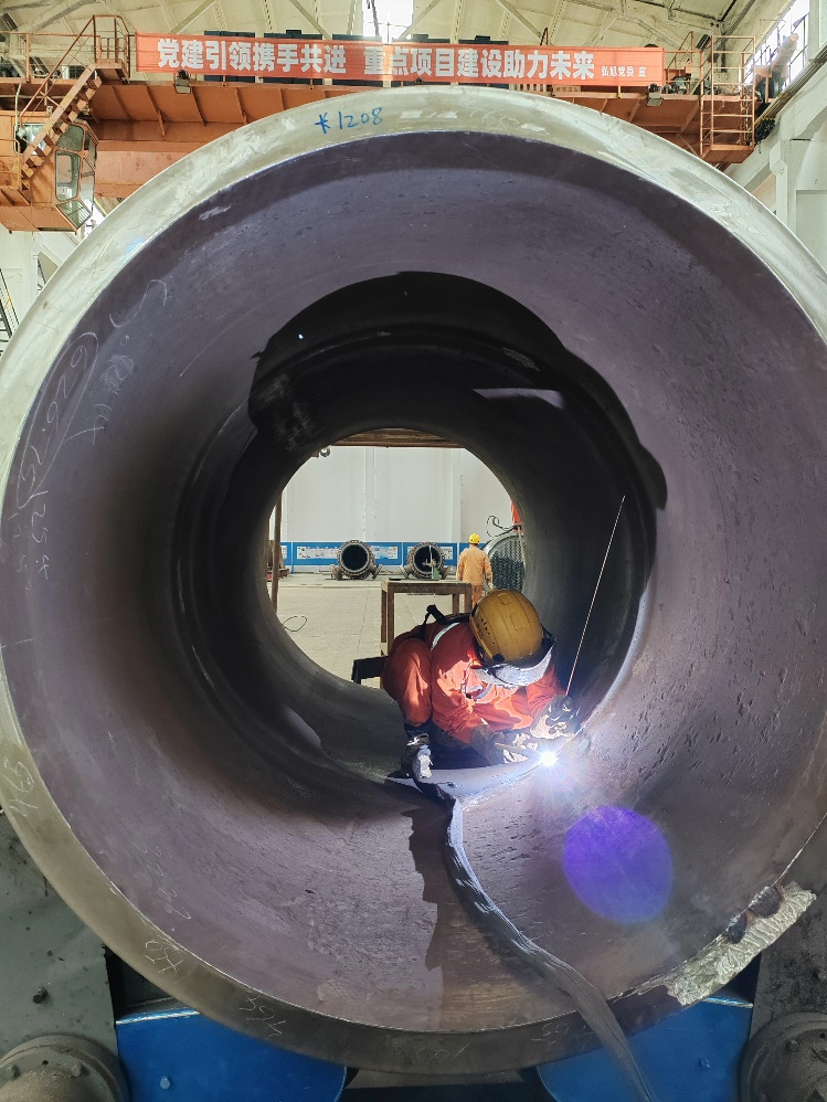 瀘天化弘旭公司制造的國內第二臺全國產特種高壓設備交付使用(圖4) 瀘天化弘旭公司制造的國內第二臺全國產特種高壓設備交付使用(圖4)