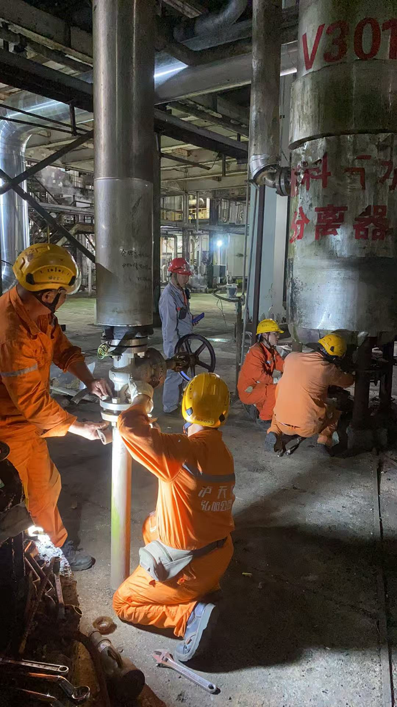 弘旭公司順利開展貴州開陽項(xiàng)目工作(圖1) 弘旭公司順利開展貴州開陽項(xiàng)目工作(圖1)