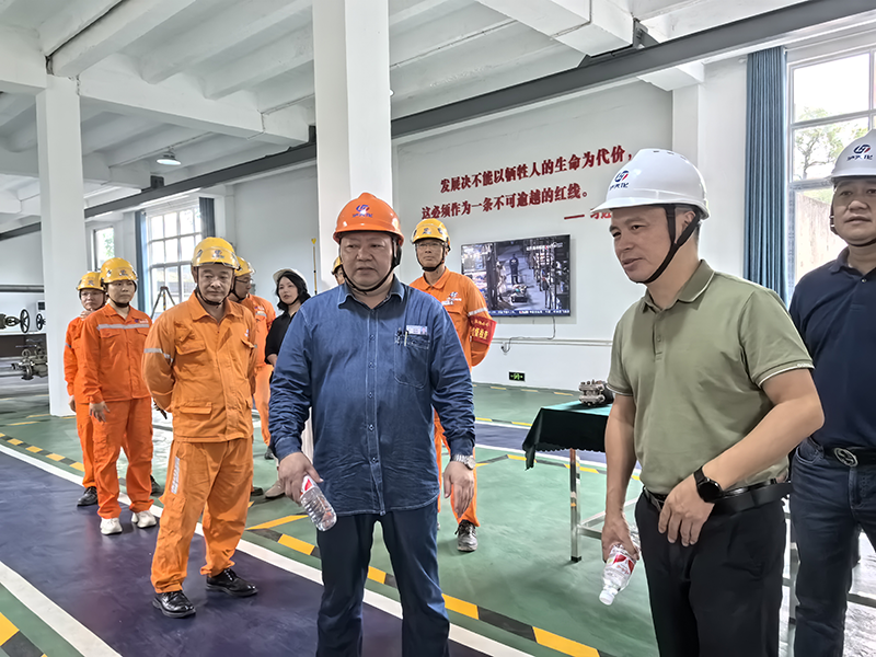  瀘天化集團公司外部董事赴弘旭公司調研指導工作(圖4)