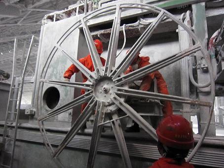 新疆烏石化耙料機(jī)檢修(圖1) 新疆烏石化耙料機(jī)檢修(圖1)