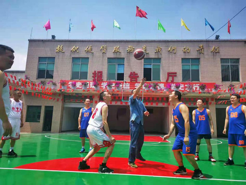 永遠跟黨走——弘旭與股份設備部舉辦“學黨史強黨性 守初心開新局”聯誼賽(圖1) 永遠跟黨走——弘旭與股份設備部舉辦“學黨史強黨性 守初心開新局”聯誼賽(圖1)